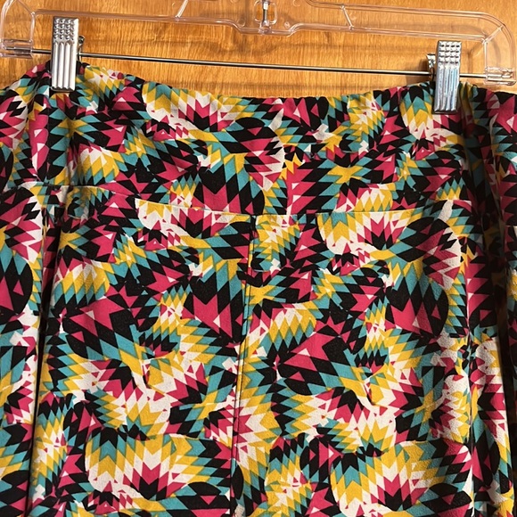 Lula Roe Leggings Multicolor Size 2X - Picture 2 of 2